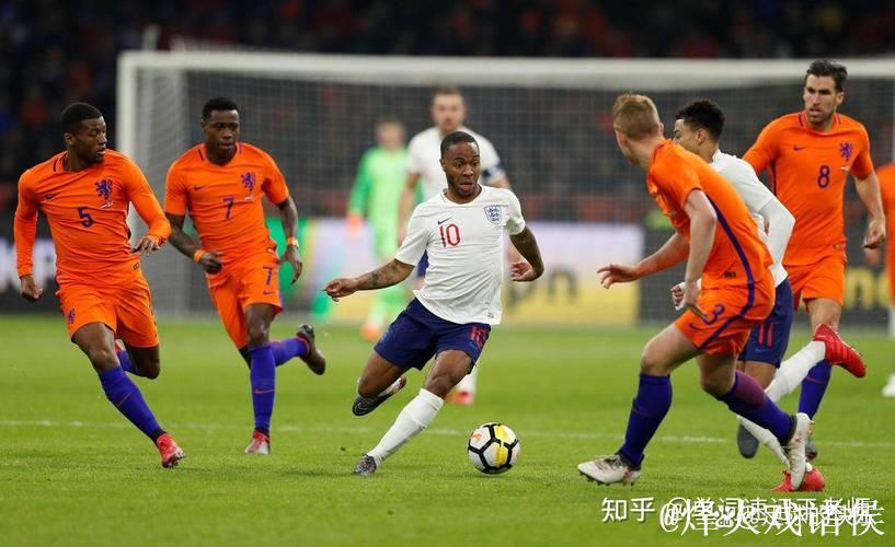 加克波传射西蒙斯破门 荷兰4-0立陶宛晋级世界杯